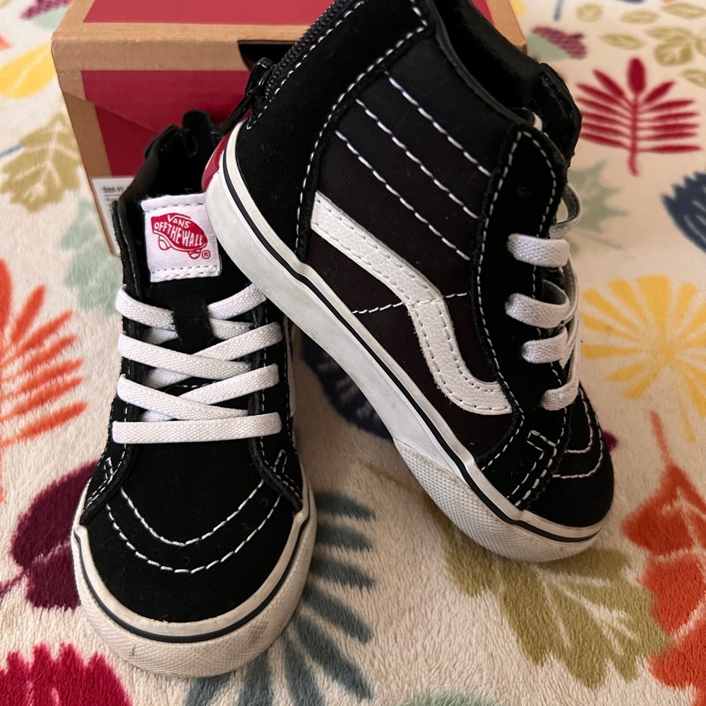 SK8-HI ZIP TODDLER VANS
